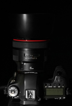 Canon EF 85mm f/1.2L II