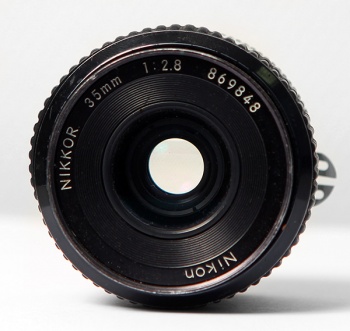 Nikon Nikkor 35 mm f/ 2.8 Ai
